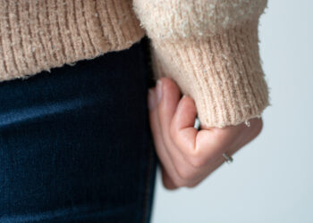 How to remove pills from sweaters?